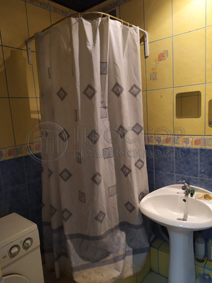 Продам коммерческое помещение 92,1 м2, Севастопольский пр-кт, 1к5, Москва г