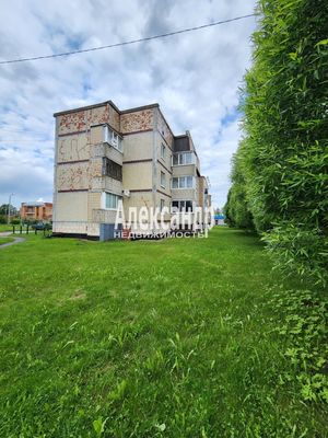 Продам однокомнатную (1-комн.) квартиру, Заводская ул, 96, Будогощь гп