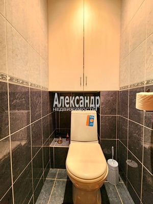 Продам однокомнатную (1-комн.) квартиру, Заводская ул, 96, Будогощь гп