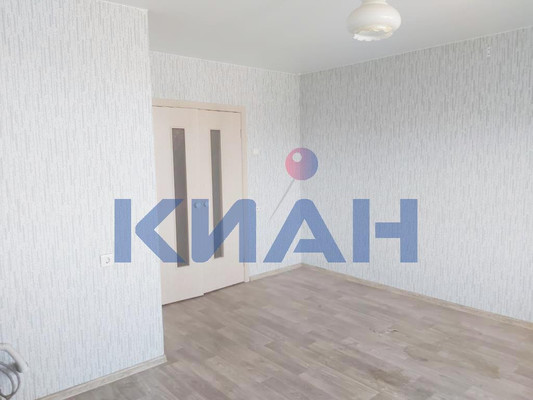 Продам однокомнатную (1-комн.) квартиру, Светлова ул, 40, Красноярск г