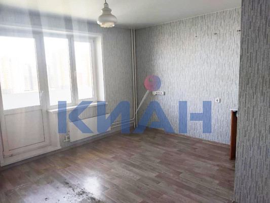 Продам однокомнатную (1-комн.) квартиру, Светлова ул, 40, Красноярск г