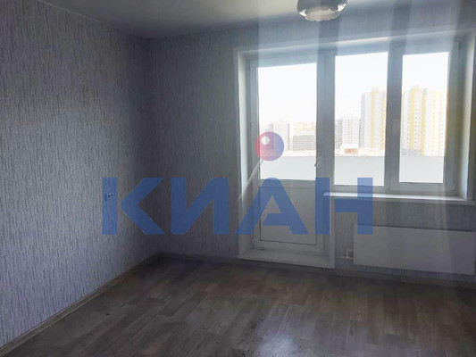 Продам однокомнатную (1-комн.) квартиру, Светлова ул, 40, Красноярск г