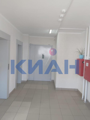 Продам однокомнатную (1-комн.) квартиру, Светлова ул, 40, Красноярск г