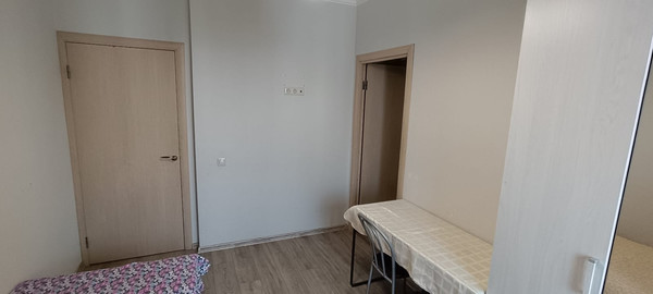 Продам трехкомнатную (3-комн.) квартиру, Русановская ул, 19Ак4, Санкт-Петербург г