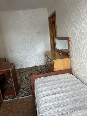 Продам двухкомнатную (2-комн.) квартиру, Жмайлова ул, 3, Ростов-на-Дону г