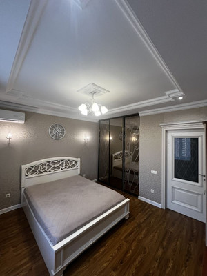 Продам двухкомнатную (2-комн.) квартиру, Еременко ул, 101, Ростов-на-Дону г