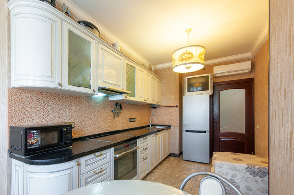 Продам двухкомнатную (2-комн.) квартиру, Вернадского пр-кт, 27к1, Москва г