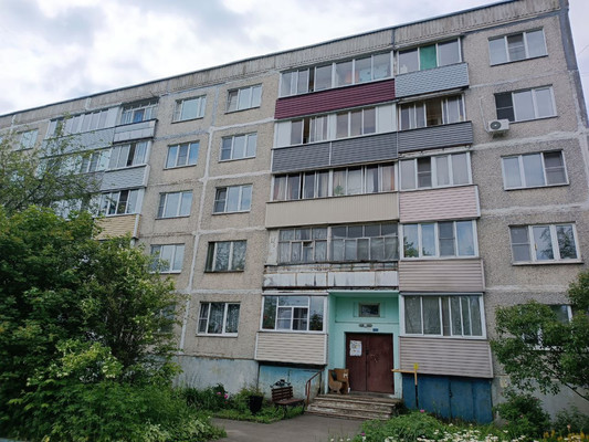 Продам двухкомнатную (2-комн.) квартиру, Первомайская ул, 1, Дружба п