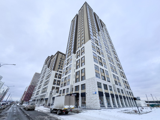 Продам торговое помещение 203,8 м2, Краснолесья ул, 96/2, Екатеринбург г