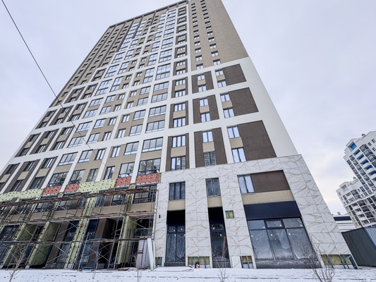Продам торговое помещение 203,8 м2, Краснолесья ул, 96/2, Екатеринбург г