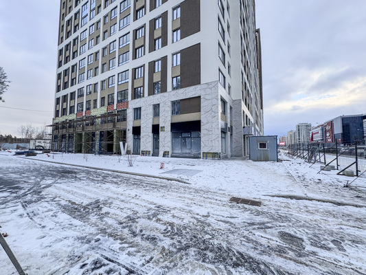 Продам торговое помещение 203,8 м2, Краснолесья ул, 96/2, Екатеринбург г
