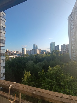 Продам трехкомнатную (3-комн.) квартиру, Флотская ул, 13к4, Москва г