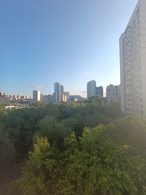 Продам трехкомнатную (3-комн.) квартиру, Флотская ул, 13к4, Москва г