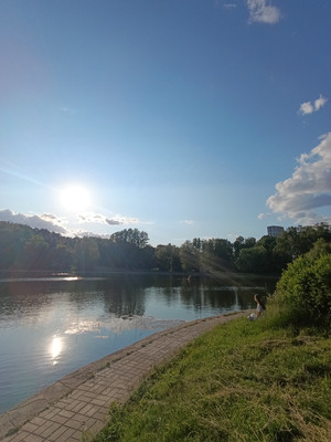 Продам трехкомнатную (3-комн.) квартиру, Флотская ул, 13к4, Москва г
