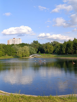 Продам трехкомнатную (3-комн.) квартиру, Флотская ул, 13к4, Москва г