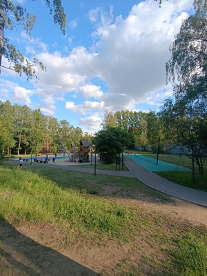 Продам трехкомнатную (3-комн.) квартиру, Флотская ул, 13к4, Москва г