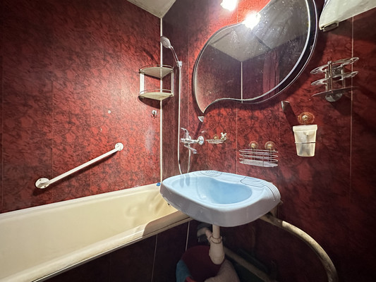 Продам трехкомнатную (3-комн.) квартиру, Борисовские Пруды ул, 18к1, Москва г