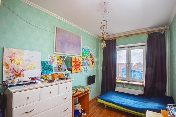 Продам трехкомнатную (3-комн.) квартиру, Авиационная ул, 66, Москва г