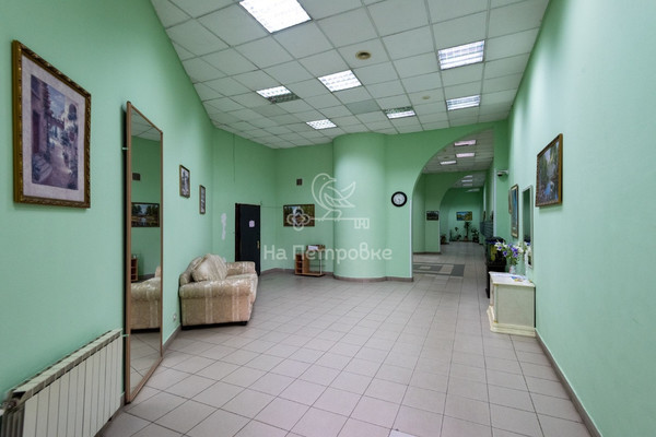 Продам трехкомнатную (3-комн.) квартиру, Авиационная ул, 66, Москва г