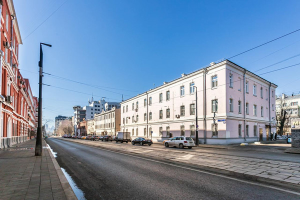 Продам многокомнатную квартиру, Лесная ул, 61, Москва г
