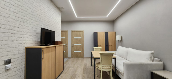 Продам трехкомнатную (3-комн.) квартиру, Береговой проезд, 5к2, Москва г