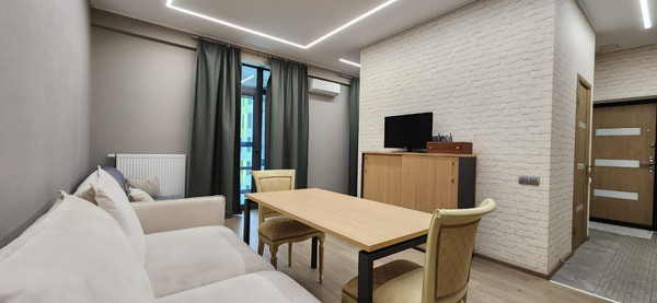 Продам трехкомнатную (3-комн.) квартиру, Береговой проезд, 5к2, Москва г