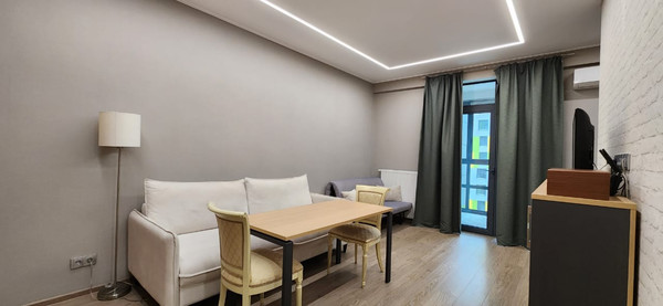 Продам трехкомнатную (3-комн.) квартиру, Береговой проезд, 5к2, Москва г