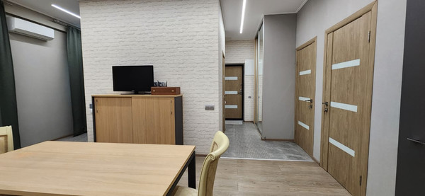 Продам трехкомнатную (3-комн.) квартиру, Береговой проезд, 5к2, Москва г
