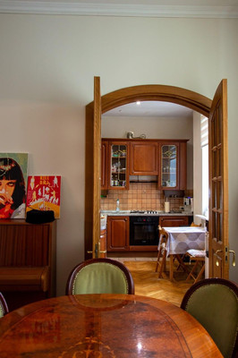 Продам трехкомнатную (3-комн.) квартиру, Покровка ул, 41, Москва г