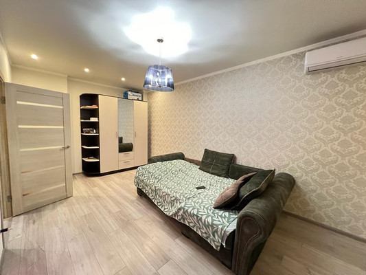 Продам однокомнатную (1-комн.) квартиру, Малиновского ул, 76Б/87А, Ростов-на-Дону г