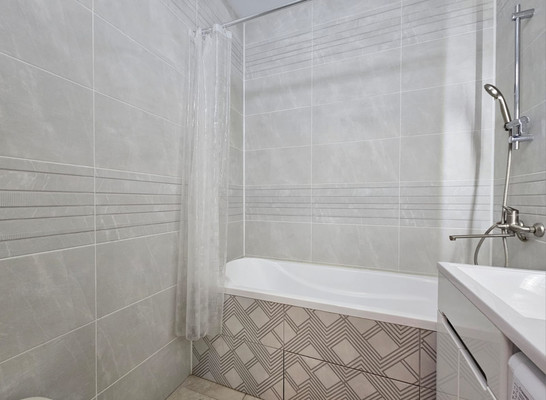 Продам двухкомнатную (2-комн.) квартиру, Ткачева ул, 32/50, Ростов-на-Дону г