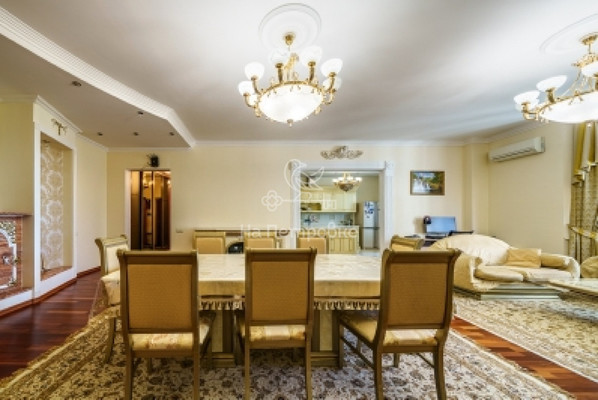 Продам многокомнатную квартиру, Ломоносовский пр-кт, 41к1, Москва г