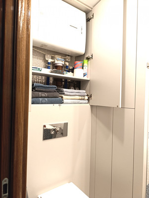 Продам трехкомнатную (3-комн.) квартиру, Дзержинского пр-кт, 220/2, Новороссийск г