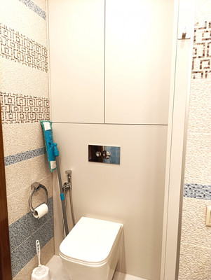 Продам трехкомнатную (3-комн.) квартиру, Дзержинского пр-кт, 220/2, Новороссийск г