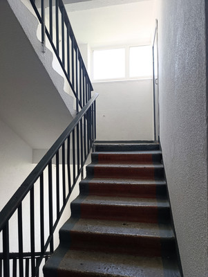 Продам трехкомнатную (3-комн.) квартиру, Дзержинского пр-кт, 220/2, Новороссийск г