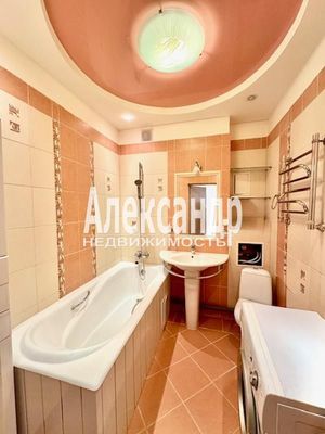 Продам однокомнатную (1-комн.) квартиру, Некрасова ул, 11, Выборг г