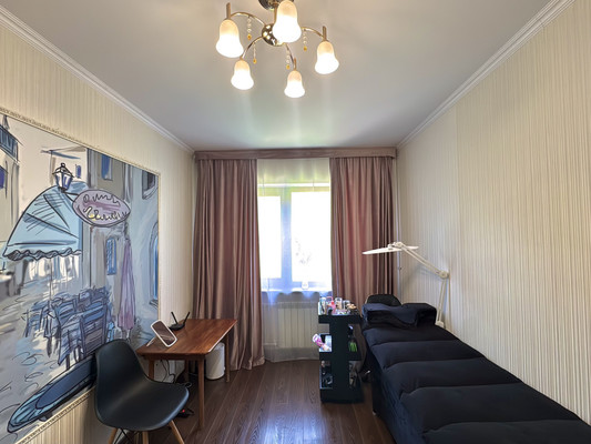 Продам трехкомнатную (3-комн.) квартиру, Б. Хмельницкого ул, 30, Туапсе г