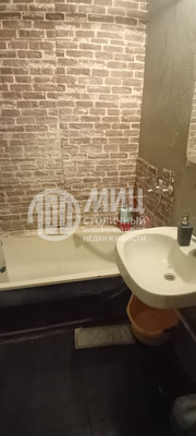 Продам двухкомнатную (2-комн.) квартиру, Новочерёмушкинская ул, 66к1, Москва г