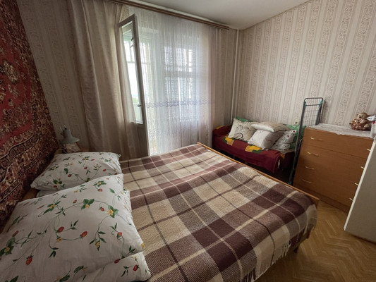 Продам двухкомнатную (2-комн.) квартиру, 2-й мкр, 30, Козьмодемьянск г