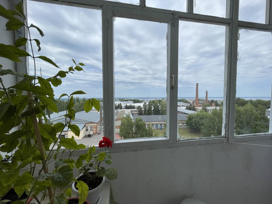 Продам двухкомнатную (2-комн.) квартиру, 2-й мкр, 30, Козьмодемьянск г