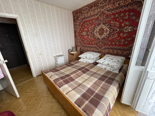 Продам двухкомнатную (2-комн.) квартиру, 2-й мкр, 30, Козьмодемьянск г