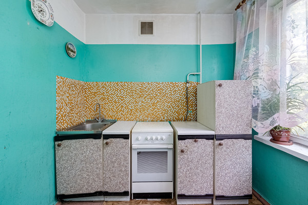 Продам трехкомнатную (3-комн.) квартиру, Напольный проезд, 14, Москва г