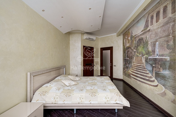 Продам трехкомнатную (3-комн.) квартиру, Симферопольский проезд, 18, Москва г