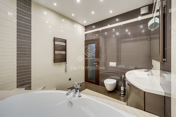 Продам трехкомнатную (3-комн.) квартиру, Симферопольский проезд, 18, Москва г