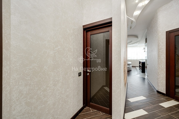 Продам трехкомнатную (3-комн.) квартиру, Симферопольский проезд, 18, Москва г