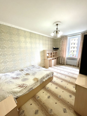 Продам двухкомнатную (2-комн.) квартиру, Серпуховская (Климовск мкр.) ул, 7, Подольск г