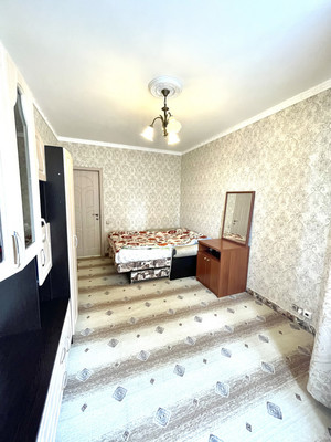 Продам двухкомнатную (2-комн.) квартиру, Серпуховская (Климовск мкр.) ул, 7, Подольск г
