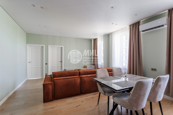 Продам трехкомнатную (3-комн.) квартиру, Электролитный проезд, 7, Москва г
