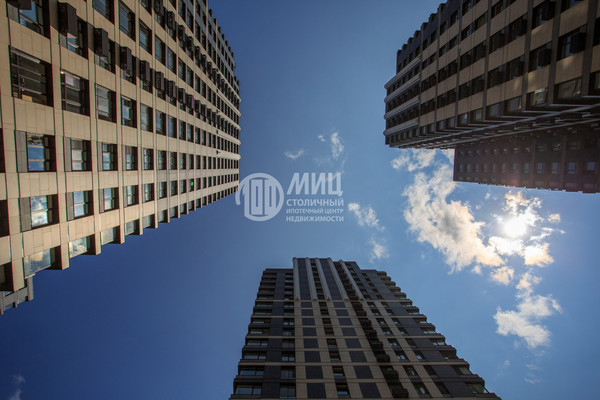 Продам трехкомнатную (3-комн.) квартиру, Электролитный проезд, 7, Москва г