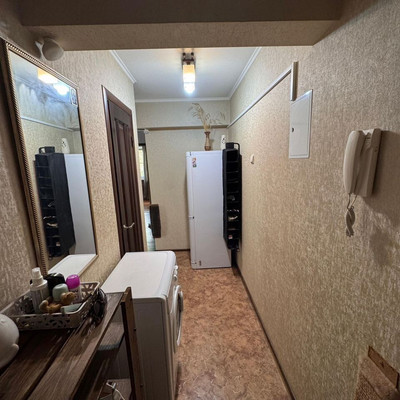 Продам многокомнатную квартиру, Ленина пр-кт, 93к3, Ростов-на-Дону г